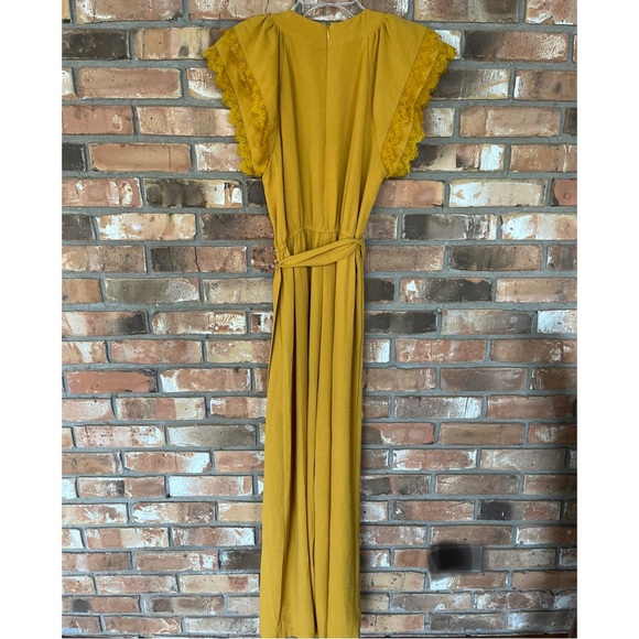 SHEIN Women’s Mustard Yellow Lace Short Sleeve Belted Wide Leg Jumpsuit Size 4 - Picture 2 of 8